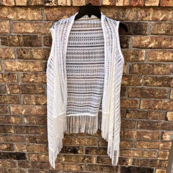 Landry Fringe Vest Womens One Size NEW White - Picture 2 of 12